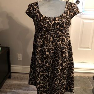 Adorable Black Cream Dress Michael Kors, Sz 6